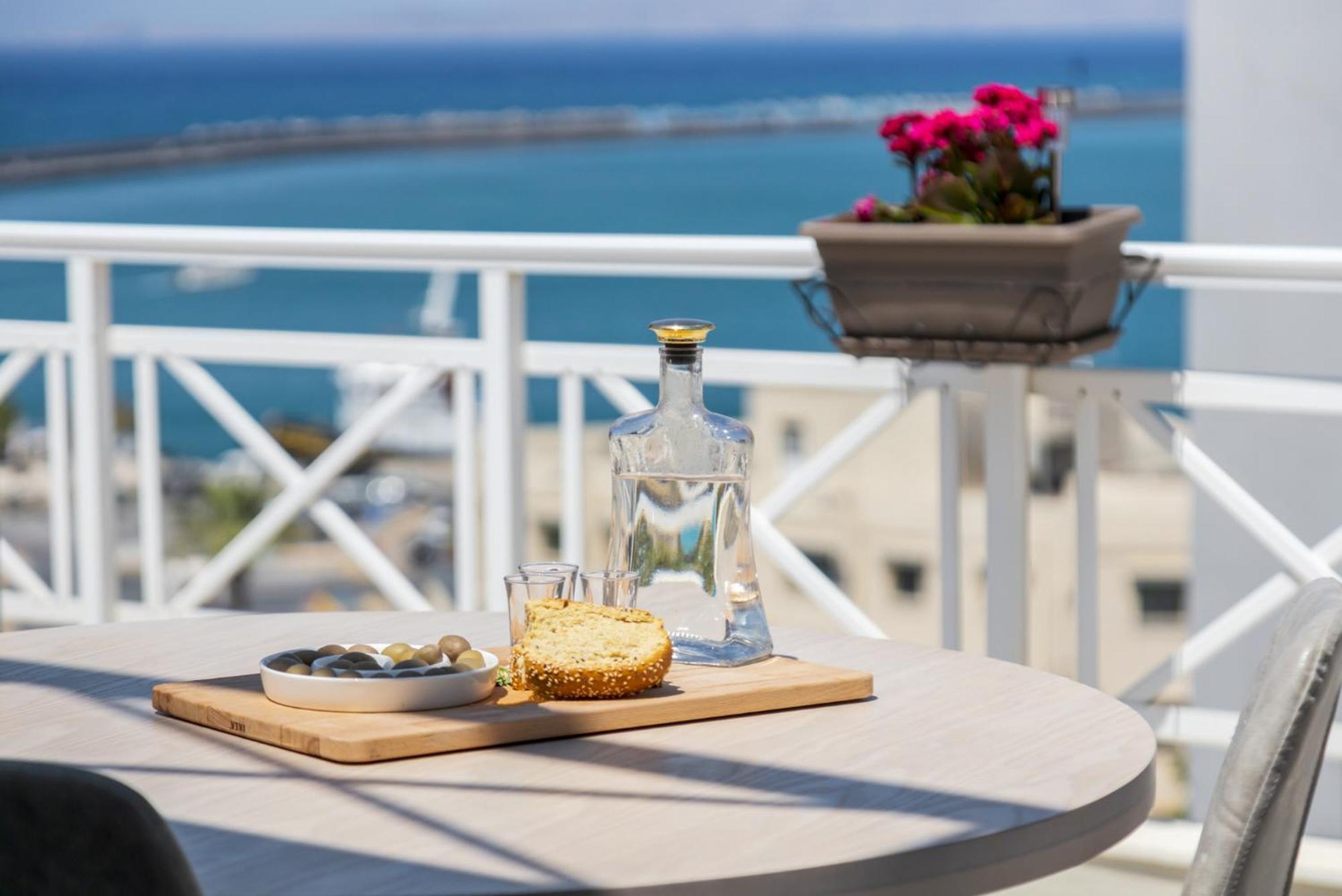 Apartament Chic, Downtown, Penthouse W Sundeck And Seaview Heraklion Zewnętrze zdjęcie